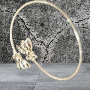 Gold Bow bracelet